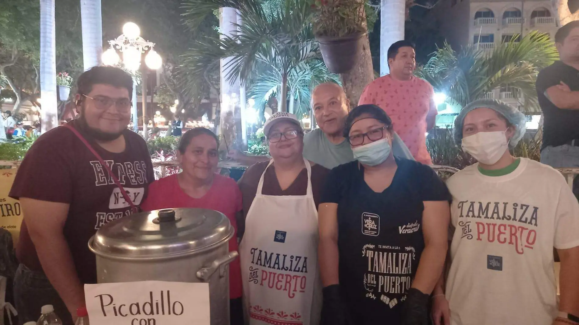 Hasta de mariscos vendieron; se armó la tamaliza en Veracruz